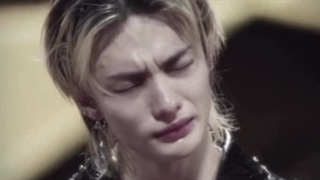 هیونجین همون سالی که فکر میکرد باید از همه چی دست بکشه گروهشون دسانگ ماما برنده شدTT