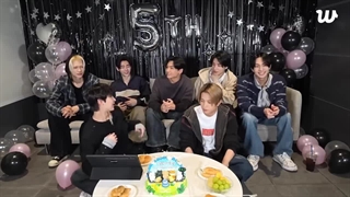 لایو ویورس انهایپن به مناسبت پنجمین سالگرد دبیوشون 2025/11/30+ زیرنویس فارسی