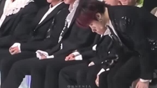 منو و دوست پسرم از یه بطری آب میخوریم :) | تهکوک