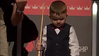 جوان‌ترین اسنوکرباز جهان که تنها ۲ سال سن دارد