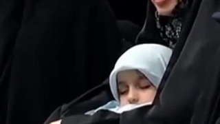 رهبر انقلاب: مدیر و رئیس خانه زن است