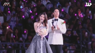 زوج قشنگم♡برای مراسم امروزAAA2025 برنده بهترین زوج شدن♡(:(از جمله جایزه دیگه هم بردن)