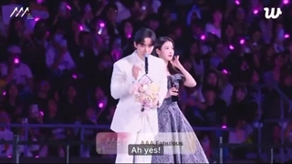 جونهو و آیو برنده جایزه آرتیست شگفت انگیز شدن تبریک بهشون((: