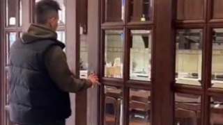 درب کشویی 4 لنگه شیشه خور تولید شده در سپاهان درب