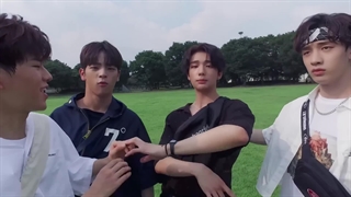 Stray Kids "Question" Video (Street Ver