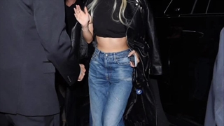 منتشر شده از رزی در حال رفتن به افتر پارتی فیلم Marty Supreme