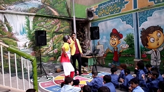 عروسک تنپوش رونالدو در جشن مدرسه