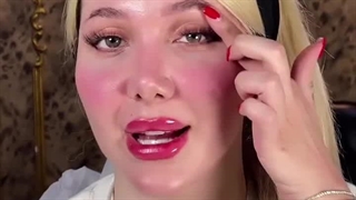 اگر تو هم می‌خوای چشم و ابروت با بوتاکس لیفت بشه، بیا پیش ما