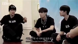 VCR کامل پخش شده در فن میتینگ EXO'Verse 2025