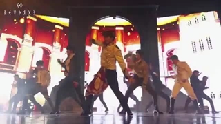 اجرای اهنگ Crown از EXO