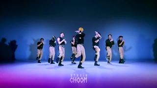 اجرای case 143 از استری کیدز در استادیوم چوم