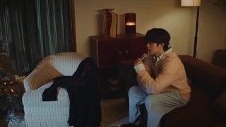 موزیک ویدیو و سینگل Christmas Fever جینیونگ + زیرنویس فارسی آنلاین