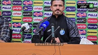 وریا غفوری: تلاش می کنیم مشکل گلزنی را حل کنیم