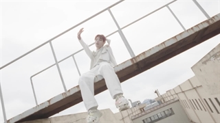 موزیک ویدیو اهنگone and onlyاز XLOV♡