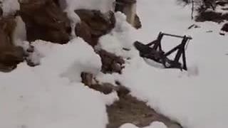 هوای زیر صفر روستایی دورافتاده در میانه کوه‌های زاگرس