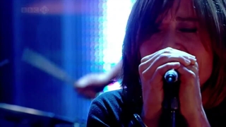 Portishead - Machine Gun (Live on Later with Jools Holland 2008)