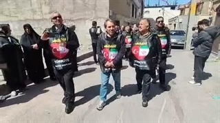 بازدید فعالان رسانه‌ای ترکیه از محل شهادت ماهان و ماهور در زعفرانیه تبریز - جنگ رمضان
