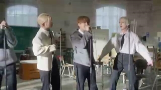 MV آهنگ stay