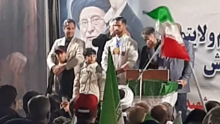 تیم کبدی ایران رو که قهرمان شد رو یادتونه؟ جناب ماهان فرجی؛ همشهری ما یکی از بازیکنای تیم بود=)