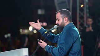 اشعار حماسی استاد آرش براری در تجمع شبانه مردمی میدان انقلاب تهران - جنگ رمضان 1405
