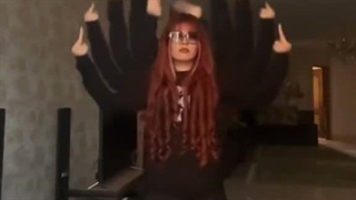 و خداوند نیافرید آرمی زشت!!