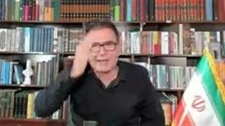 متواری شدن ناوگان آمریکا از ترس موشکهای ارتش ایران( رضارخشان)