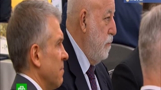 13-کلیپ با مشارکت اقوام: 1) پسر عمه همسرم؛ 2) دختر عمه همسرم؛ 3) دایی من؛ 4) پسر عموی من؛ 5) شوهر خواهر همسرم؛ 6) دایی من؛