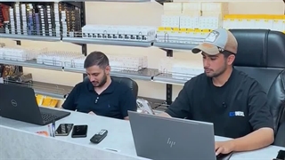 وقتی صاحب کارم فالوم کرد ، آنتیک فون همدان